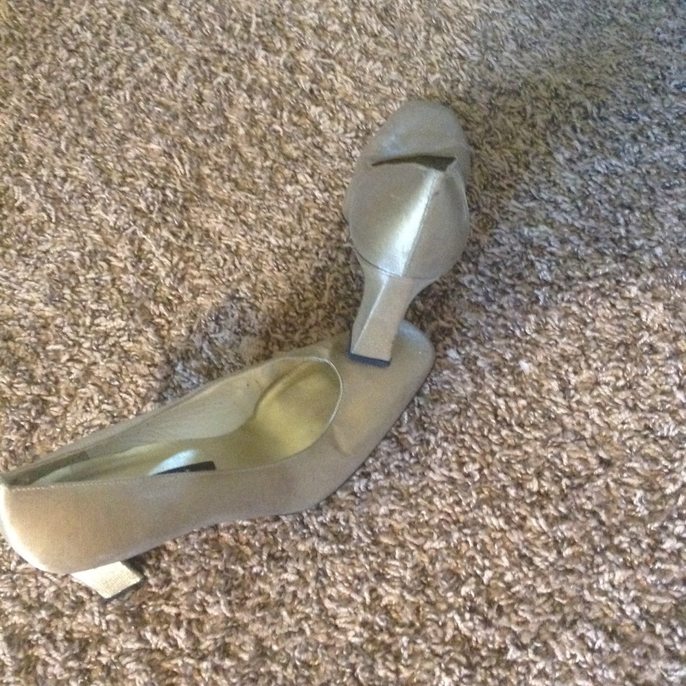 Gold Stack Heel - image 4